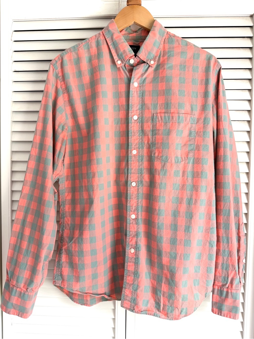 M🧡 J Crew Men’s Light Green & Orange Checkered Plaid Gingham Cotton Button Down